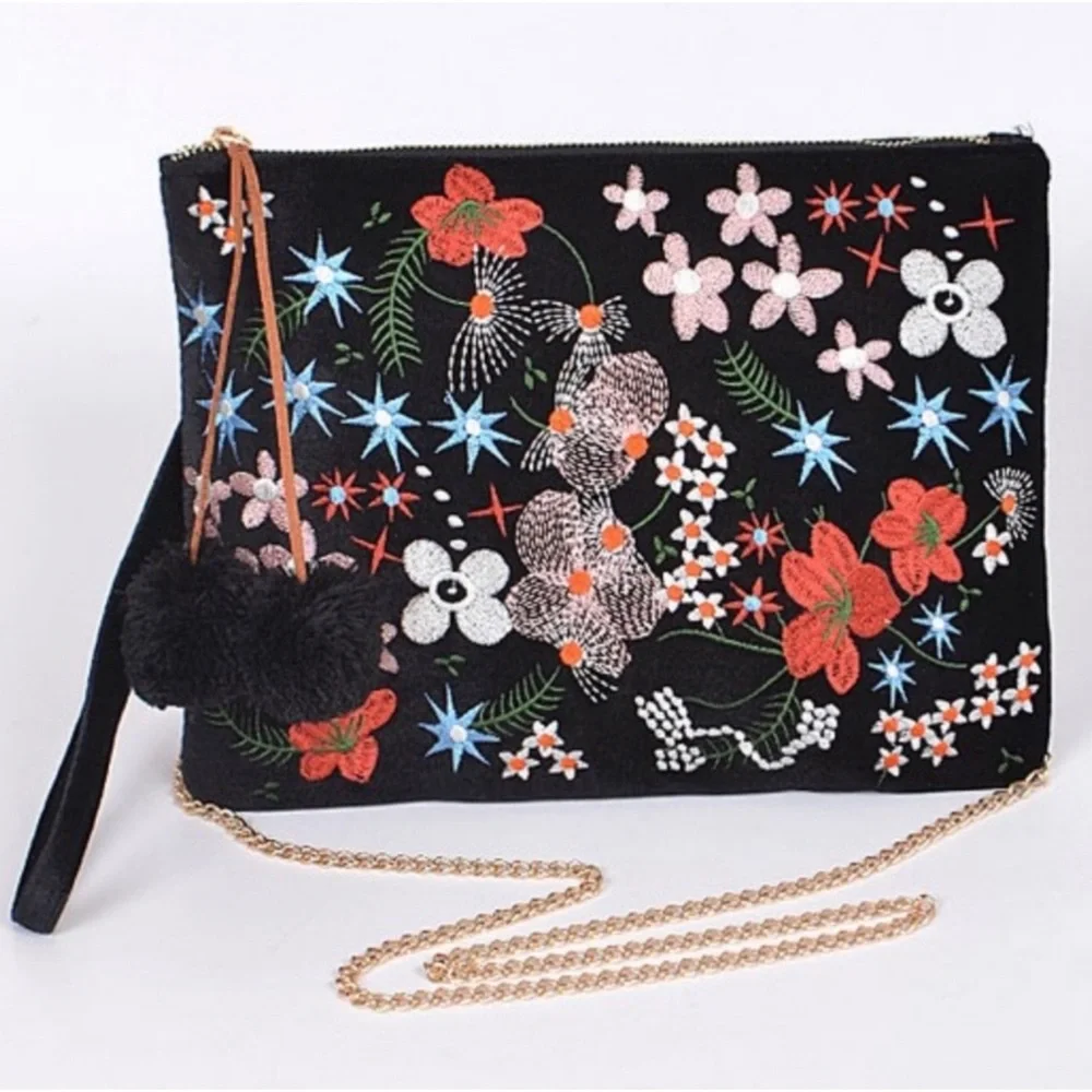 1 LEFT! Embroidered Velvet Clutch - Picture 3 of 7